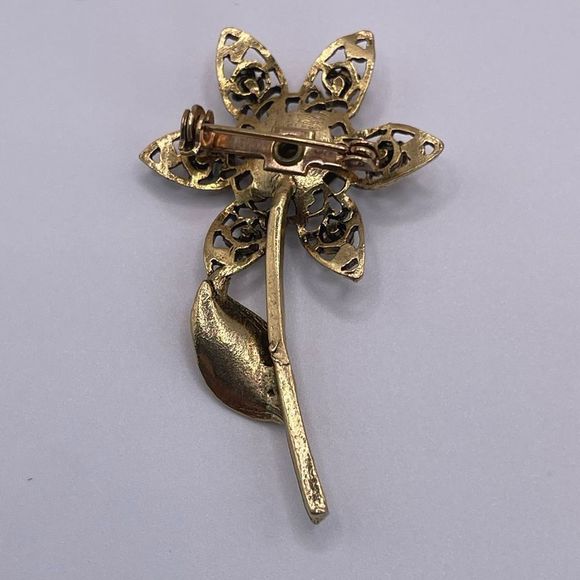 Vintage Flower Daisy Pin Brooch Spring Summer Style Gold Tone 2” Tall - Picture 5 of 5